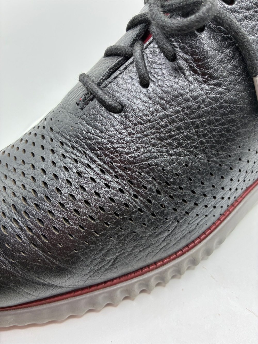 COLE HAAN MENS RESORT OXFORD
SIZE 13M / BLUE AND RED/ LACE UP - Picture 3 of 14